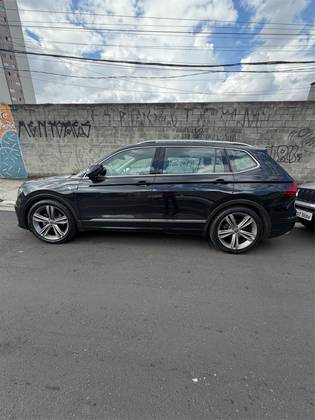 VOLKSWAGEN TIGUAN 1.4 250 TSI TOTAL FLEX ALLSPACE COMFORTLINE TIPTRONIC